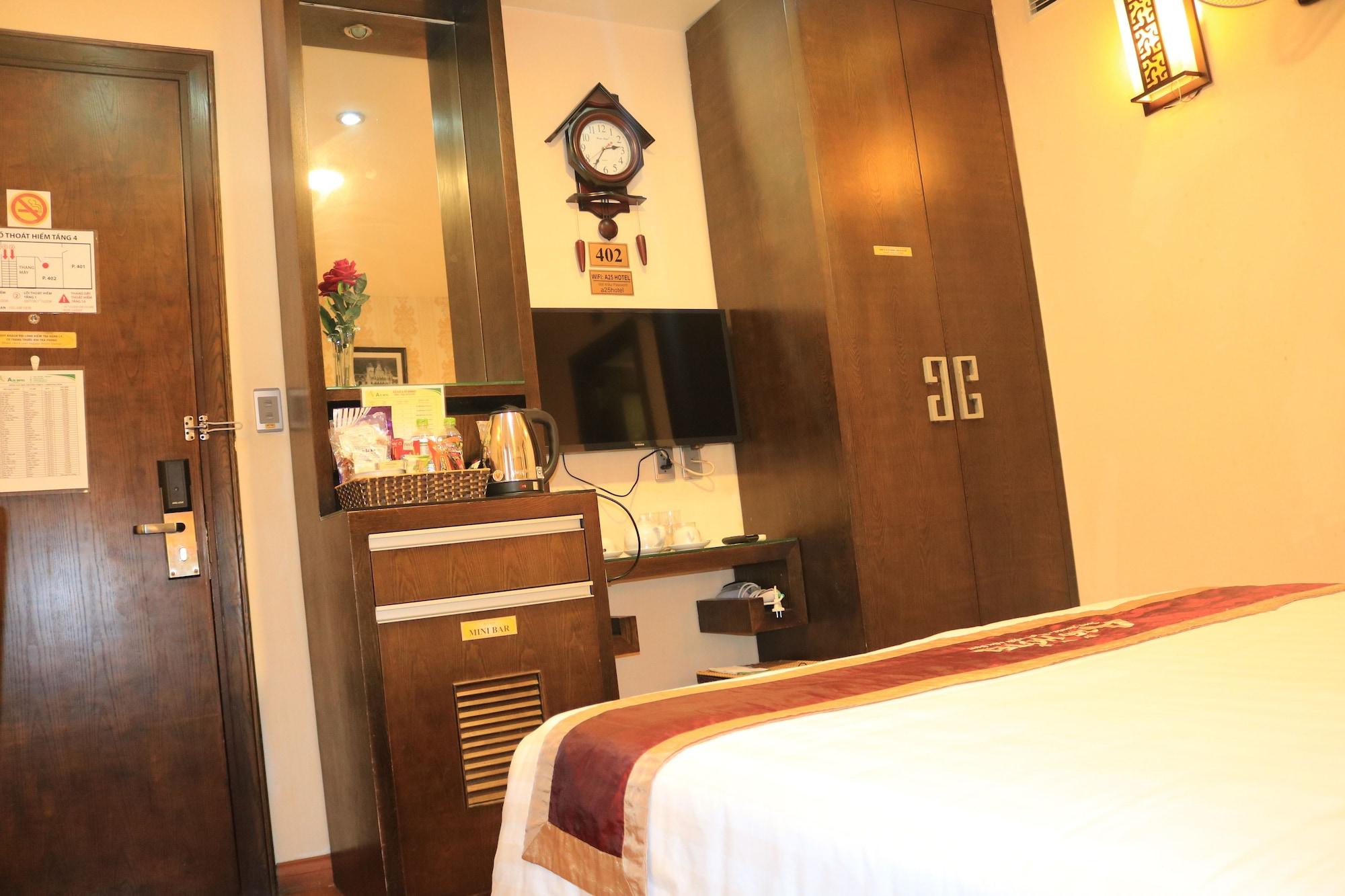 A25 Hotel - 28 Tran Quy Cap Ханой Екстериор снимка