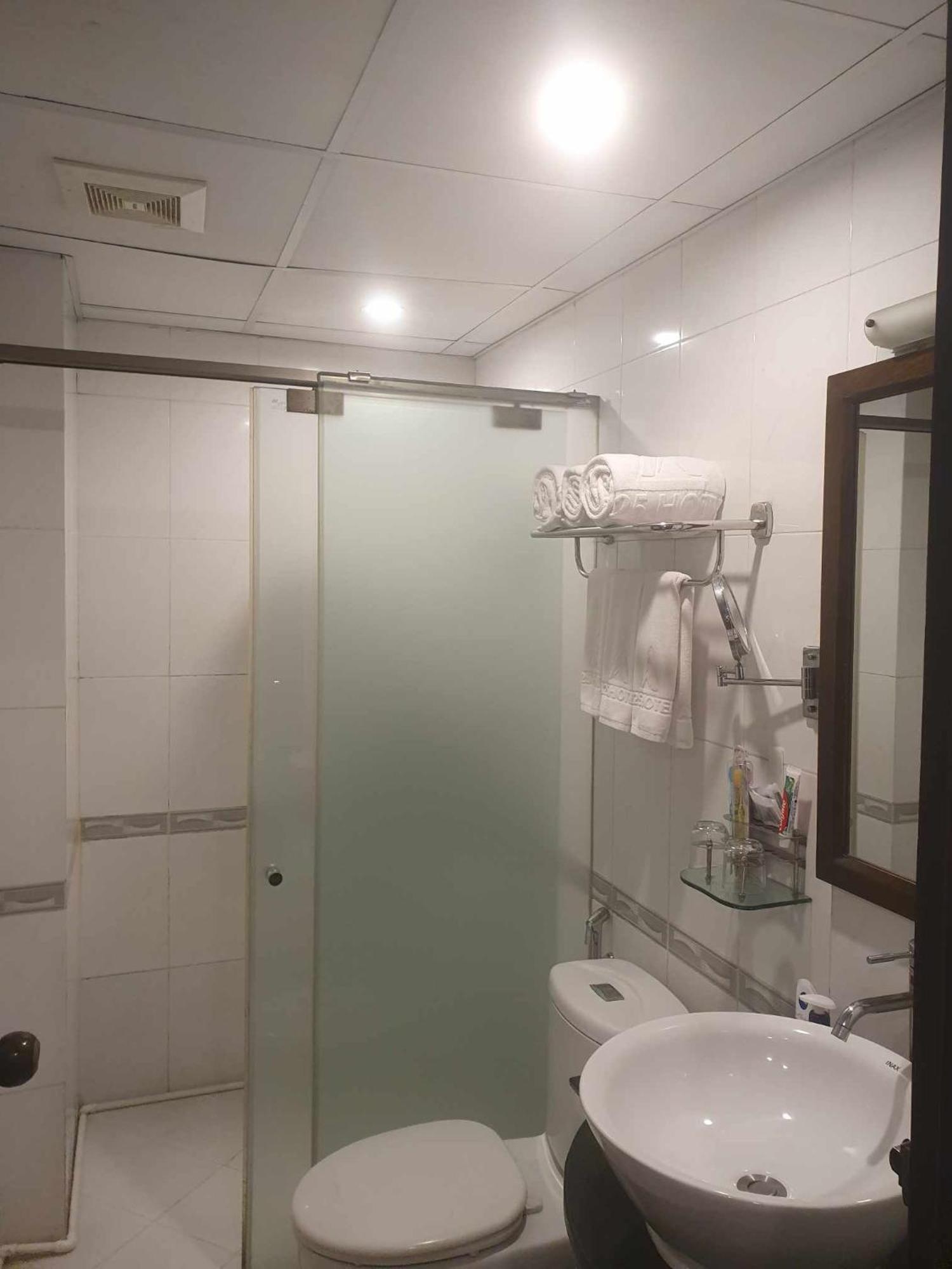A25 Hotel - 28 Tran Quy Cap Ханой Екстериор снимка