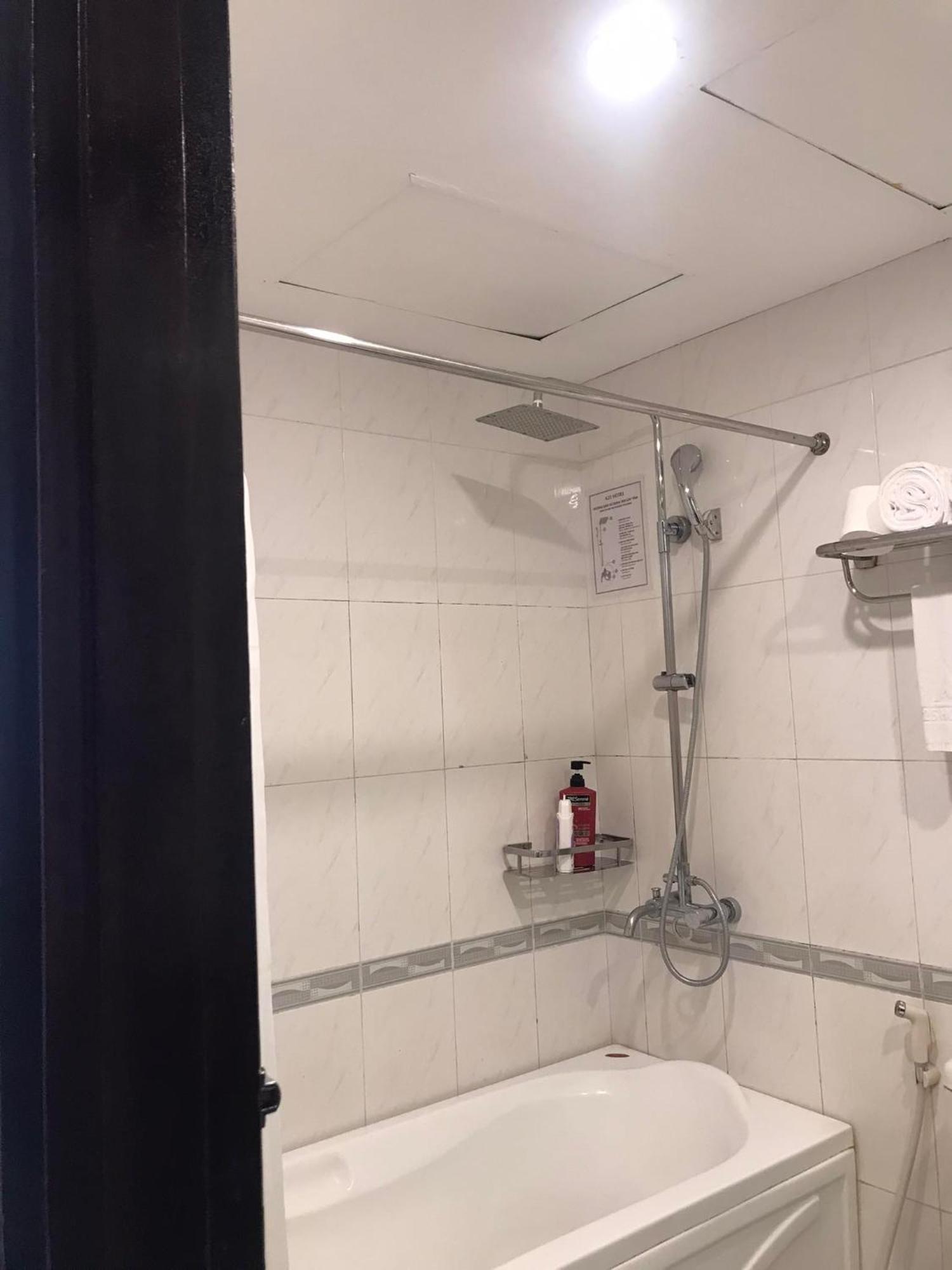 A25 Hotel - 28 Tran Quy Cap Ханой Екстериор снимка