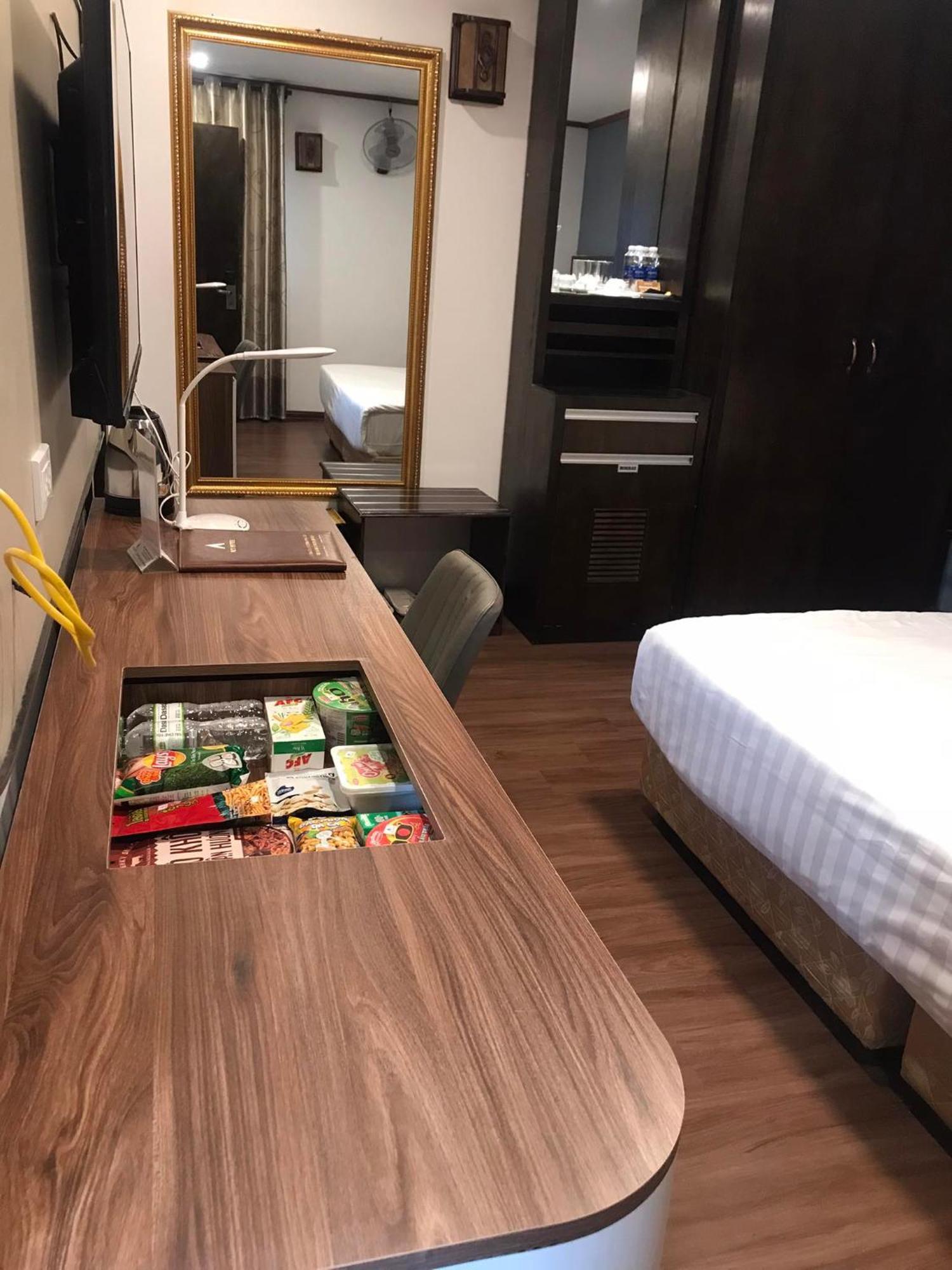 A25 Hotel - 28 Tran Quy Cap Ханой Екстериор снимка