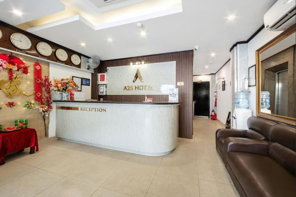 A25 Hotel - 28 Tran Quy Cap Ханой Екстериор снимка